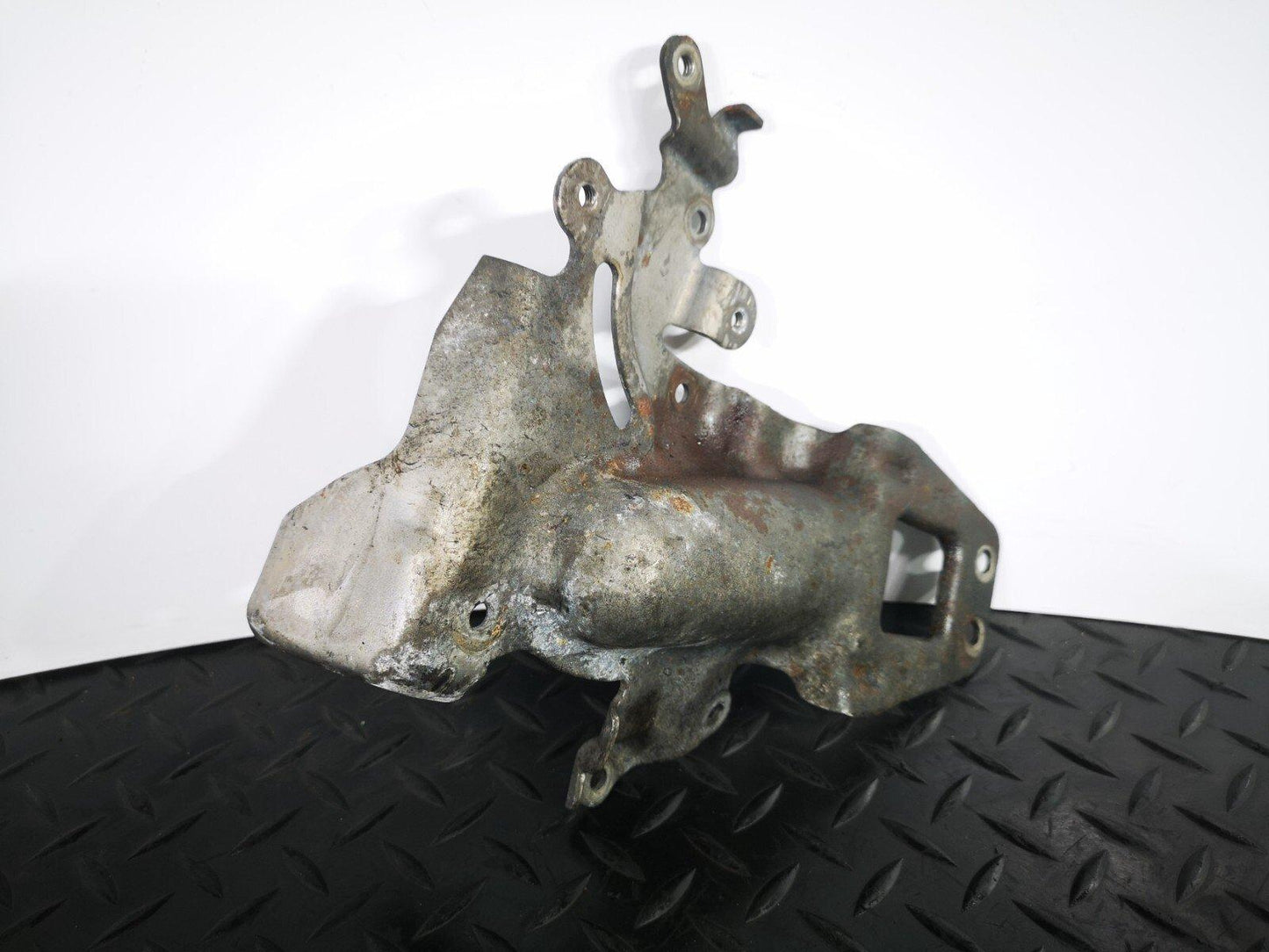 MERCEDES A B CLASS 1.8/2.1 W176 W246 GLOW PLUG RELAY SUPPORT BRACKET A6510901641