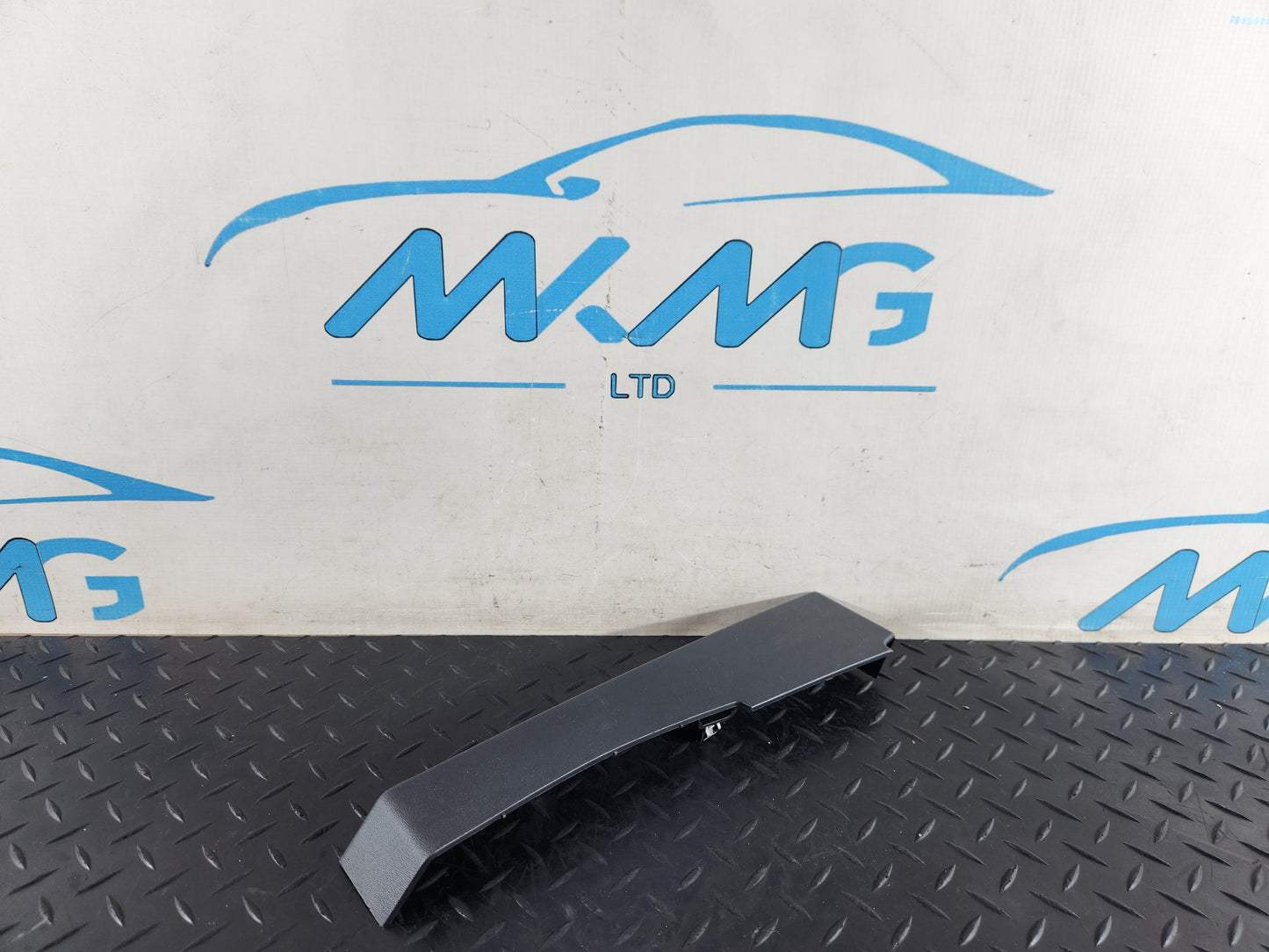 Land Rover Range Rover Evoque L551 SUV Genuine Dashboard Trim K8D2-043C27-A