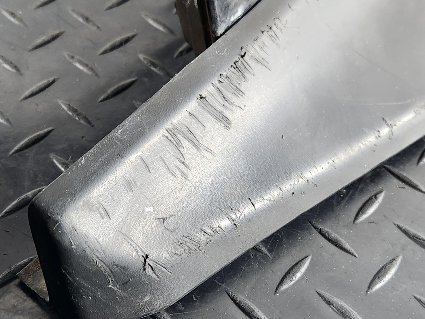 Land Rover Range Rover Evoque L551 Damaged Rear Left Bumper Corner K8D2-17927-BB