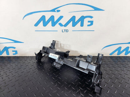 19-ON RANGE ROVER EVOQUE L551 GENUINE RADIO DISPLAY DASH BRACKET K8D218C899A