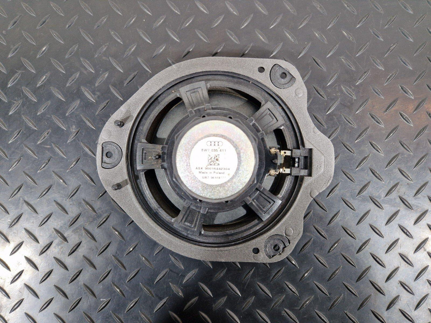 16-24 AUDI A5 F5 GENUINE PASSENGER SIDE REAR DOOR SPEAKER 8W7035411A
