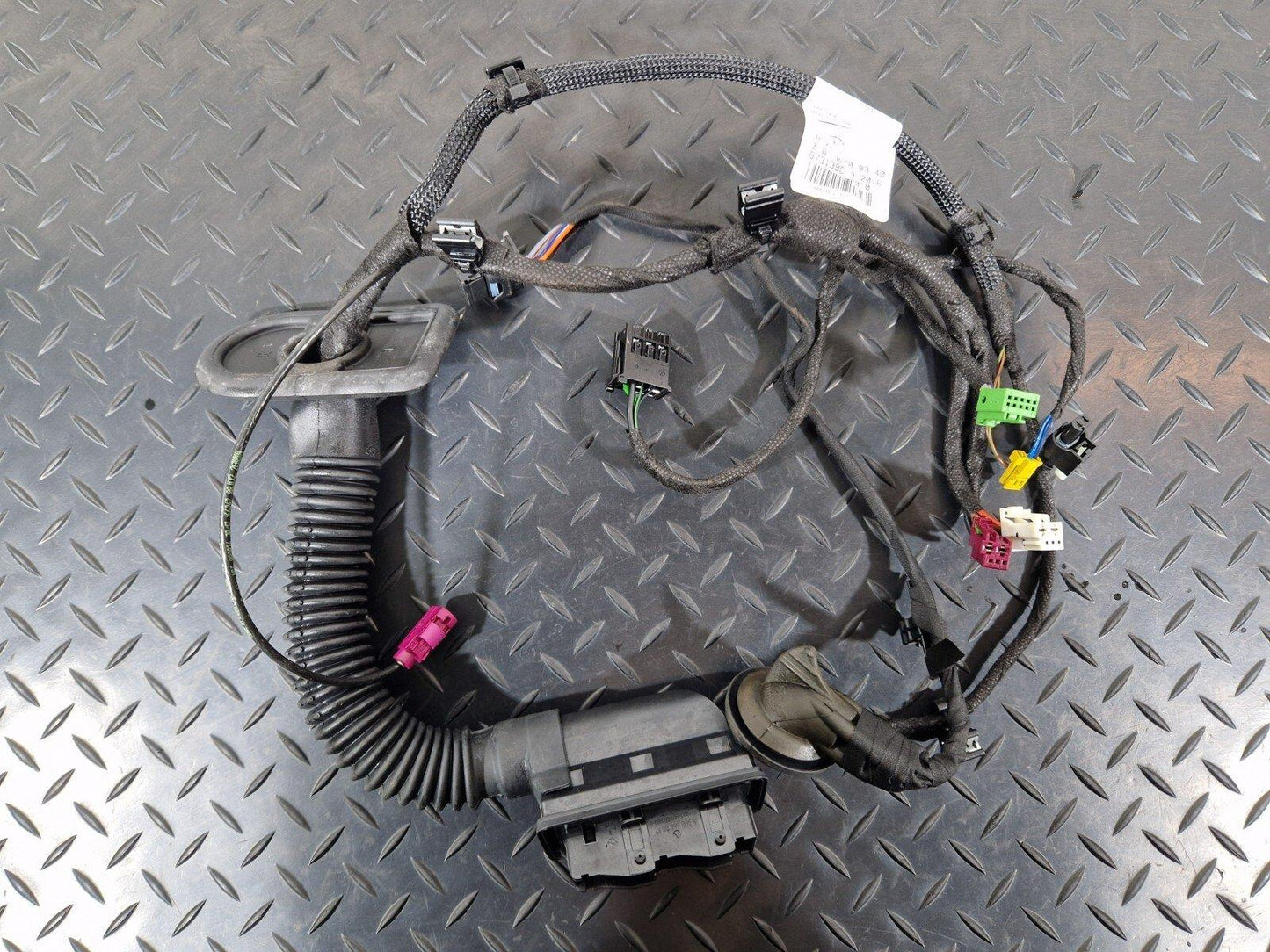 14-21 MERCEDES BENZ C200 W205 FRONT DRIVER SIDE DOOR WIRING LOOM A2055408340