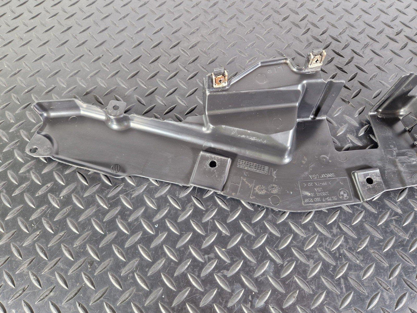 10-13 BMW X5 E70 LCI GENUINE N/S LEFT SIDE STEERING GEAR COVER TRIM 7160239