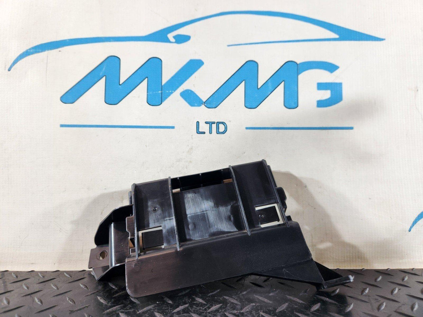 16-20 AUDI Q7 4M GENUINE POWER SEAT CONTROL MODULE BRACKET 4M0907911