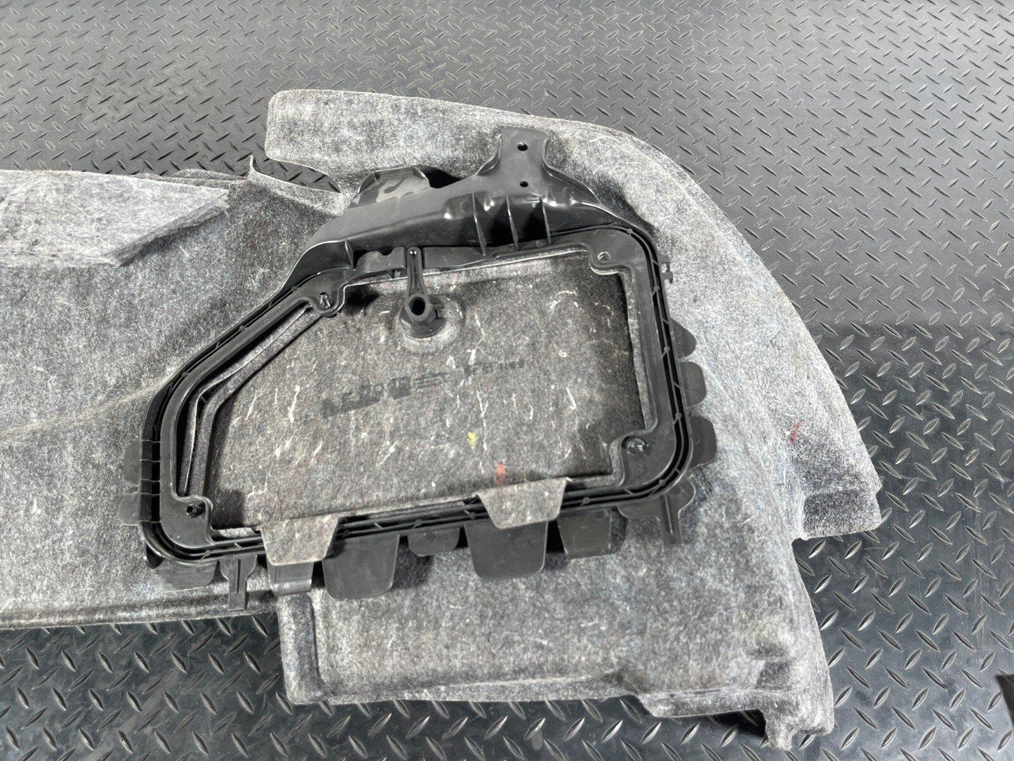14-21 MERCEDES C W205 GENUINE REAR LEFT N/S SIDE BOOT PANEL TRIM A2056904025