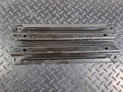 18-ON MERCEDES BENZ A CLASS W177 UNDERBODY MOUNT BRACKET A1776161900