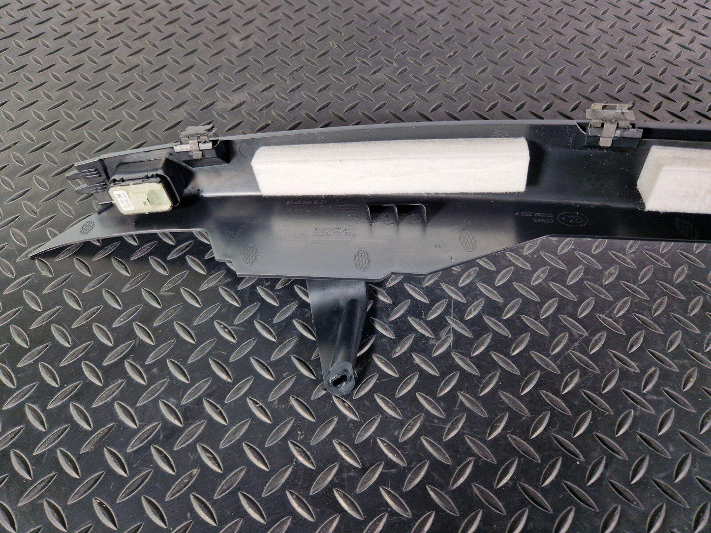 14-21 MERCEDES BENZ C220d W205 REAR RIGHT INNER ARCH TRIM A2056903705