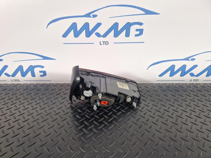 16-19 AUDI A4 B9 SALOON REAR RIGHT O/S/R INNER TAILGATE LIGHT 8W5945076A