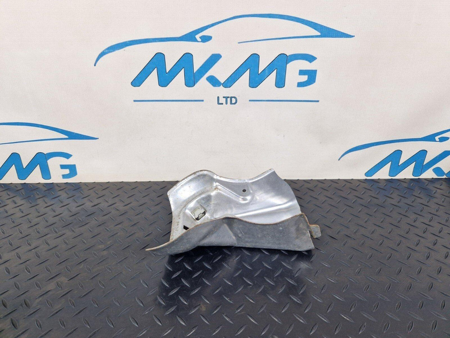 14-21 MERCEDES BENZ C200 W205 OEM ENGINE MOUNT COVER A2052400345