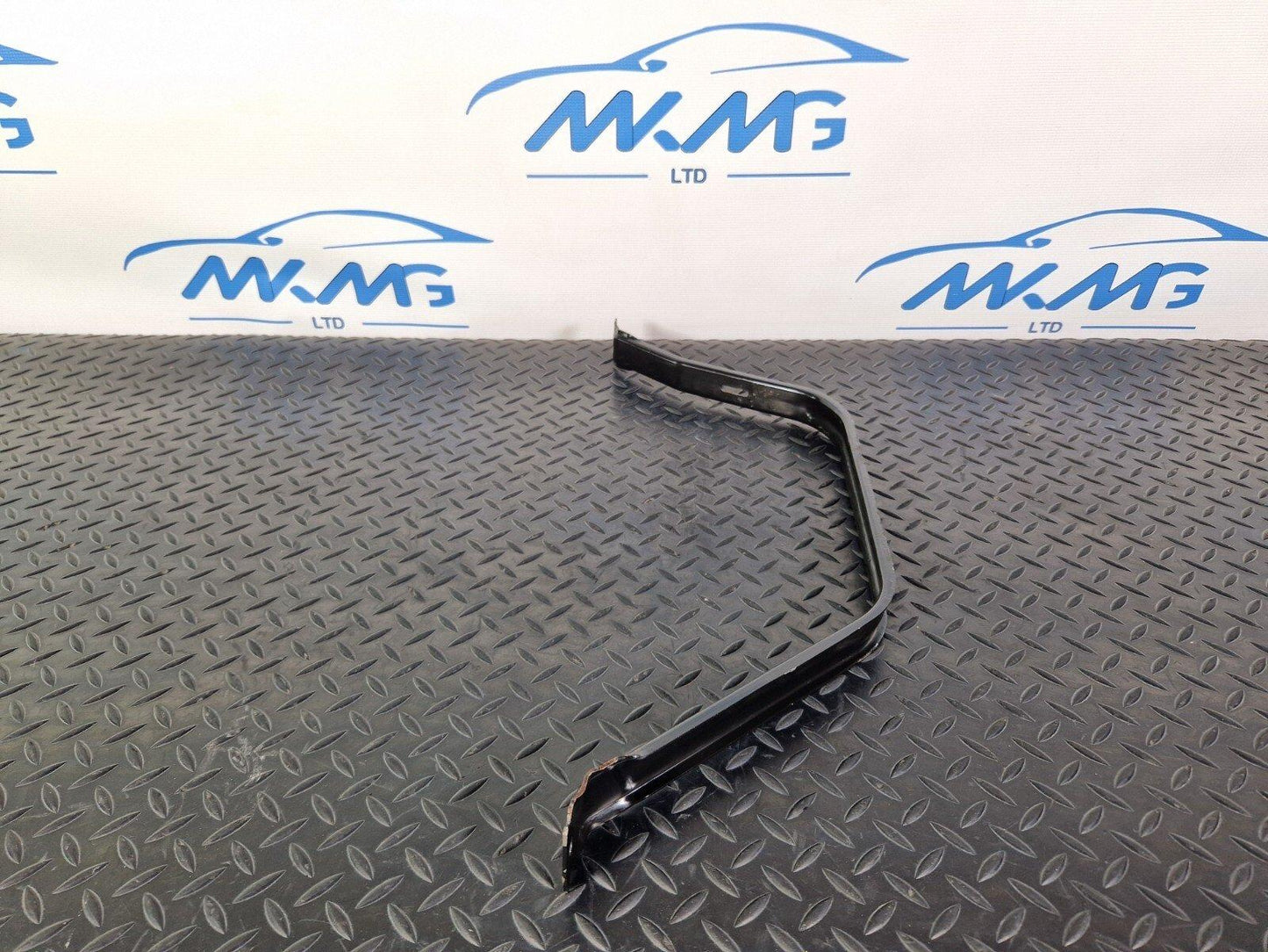 18-ON MERCEDES BENZ A CLASS W177 FUEL TANK HOLDER BRACKET MOUNTING A2474703601