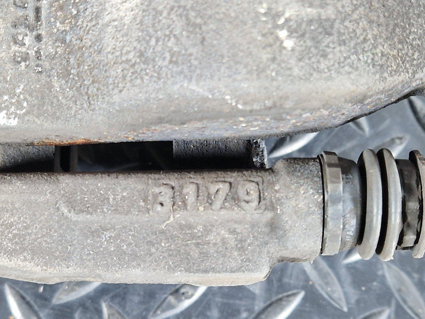 20-24 BMW 1 SERIES F40 OEM FRONT LEFT BRAKE CALIPER
