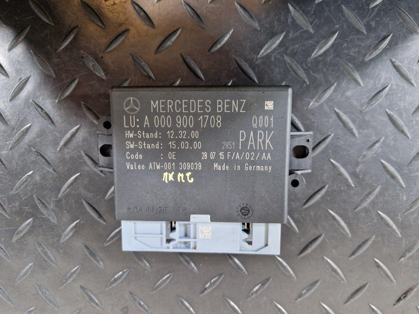 MERCEDES C117 W176 W246 W447 PARKING MODULE PDC SENSOR CONTROL UNIT A0009001708
