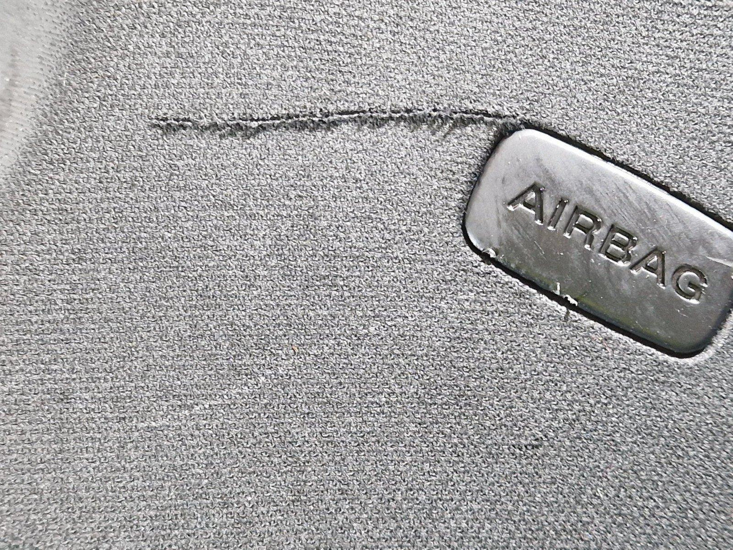 10-15 AUDI Q7 4L GENUINE RIGHT SIDE B PILLAR TRIM COVER 4L0819724