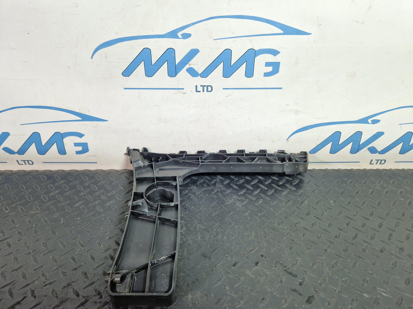 Audi A6 Allroad C7 Genuine Rear Left N/S Bumper Bracket 4G9807453J