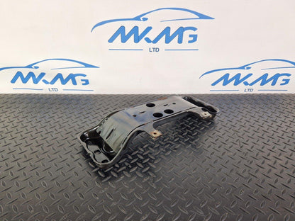14-21 MERCEDES BENZ C300h W205 OEM GEARBOX MOUNT BRACKET A2052400802