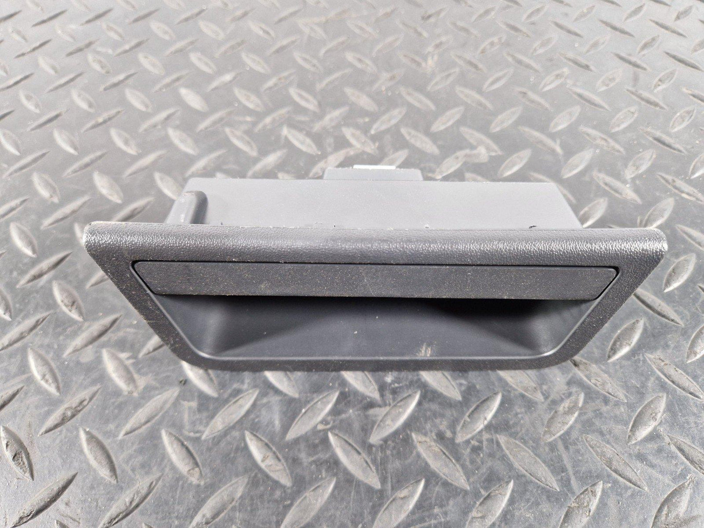 19-ON RANGE ROVER EVOQUE L551 OEM FRONT LEFT DOOR TRIM K8D2434A43