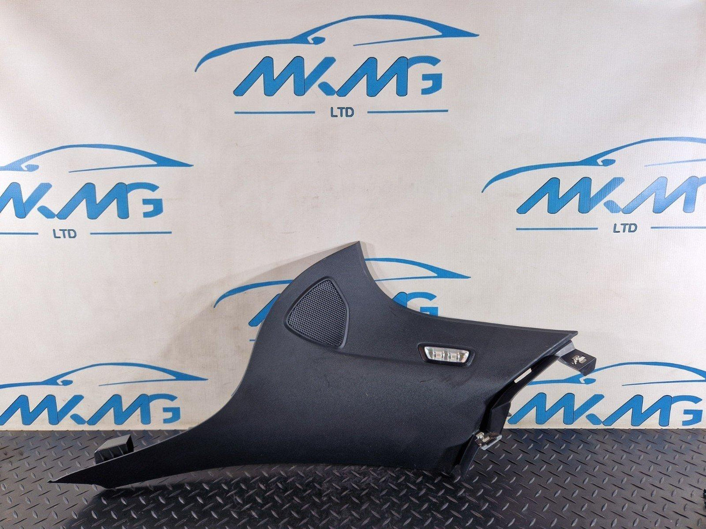 16-22 MERCEDES BENZ X253 GENUINE RIGHT O/S PILLAR TRIM A0009064401