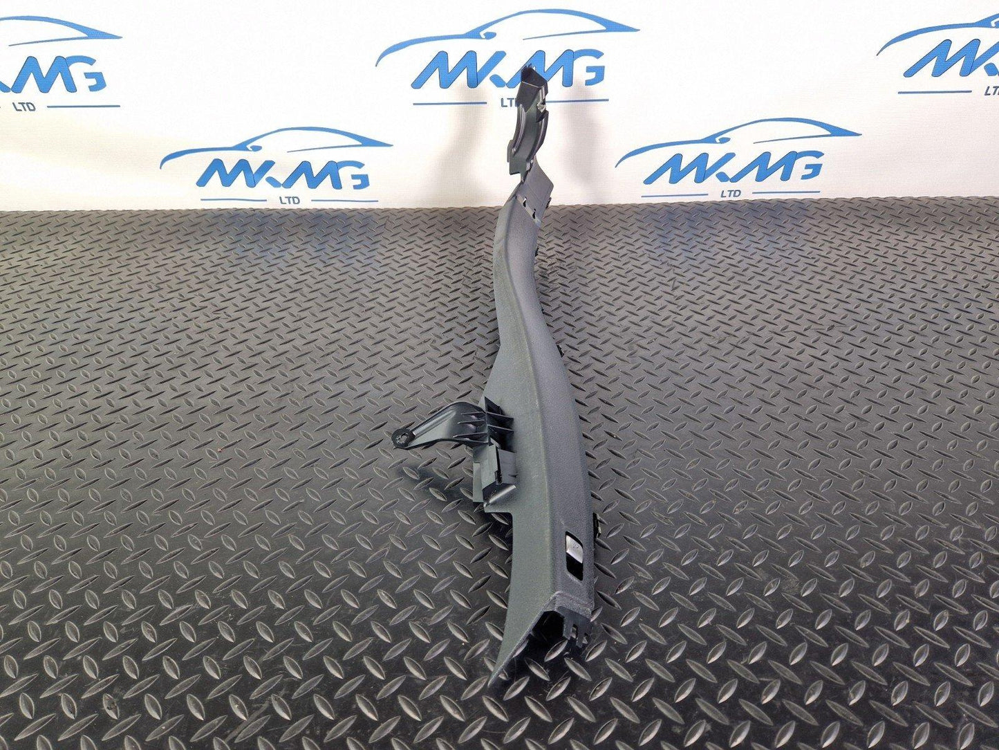14-21 MERCEDES BENZ C300h W205 REAR RIGHT INNER ARCH TRIM A2056903705