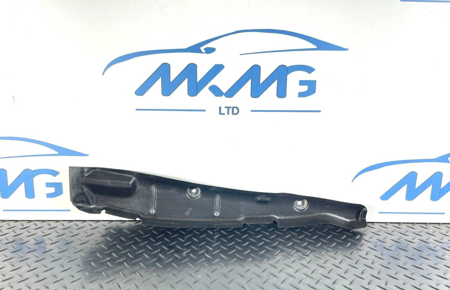 16-19 AUDI A4 B9 S-LINE GENUINE FRONT LEFT SIDE WING FENDER COVER 8W0821111