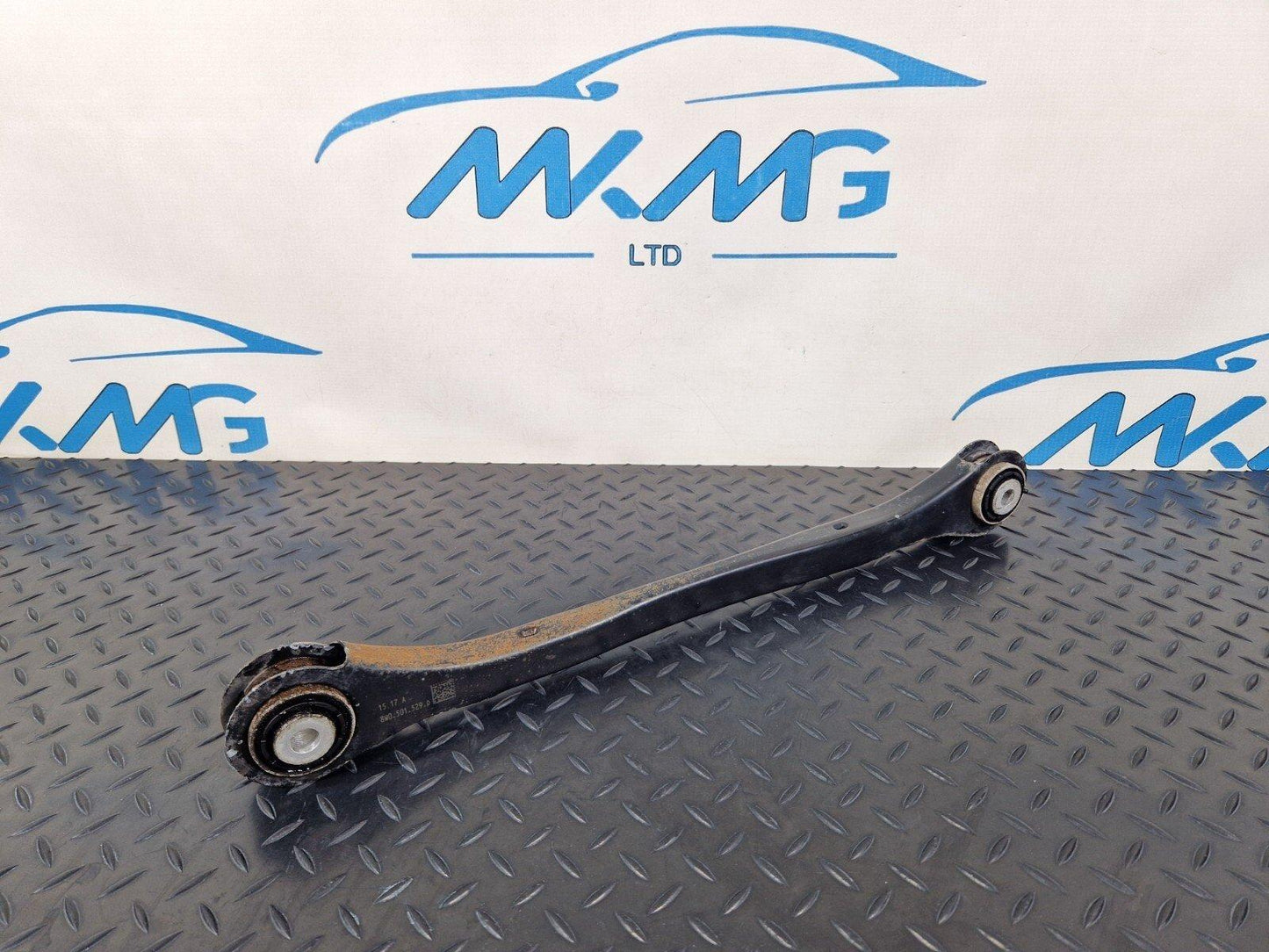 16-19 AUDI A4 B9 GENUINE OEM REAR LEFT N/S TRAILING CONTROL ARM 8W0501529D