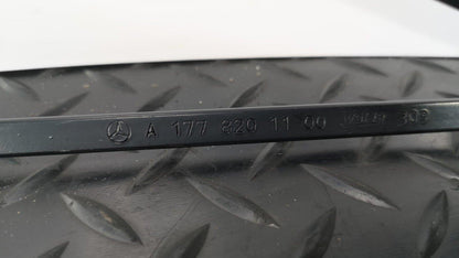 MERCEDES A-CLASS W177 V177 FRONT LEFT PASSENGER SIDE WINDSCREEN WIPER ARM *B114