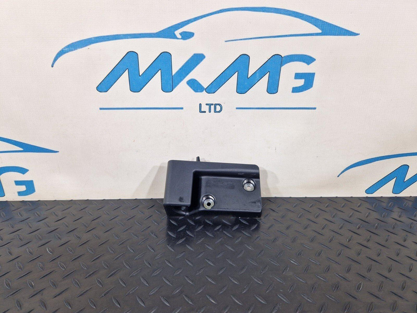 18-ON MERCEDES BENZ A CLASS W177TRUNK BOOT HITCH RIGHT TRIM PANEL A1776801600