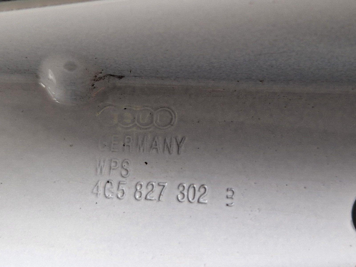 12-18 AUDI A6 C7 TAILGATE BOOT LID HINGE RIGHT DRIVER SIDE 4G5827302B