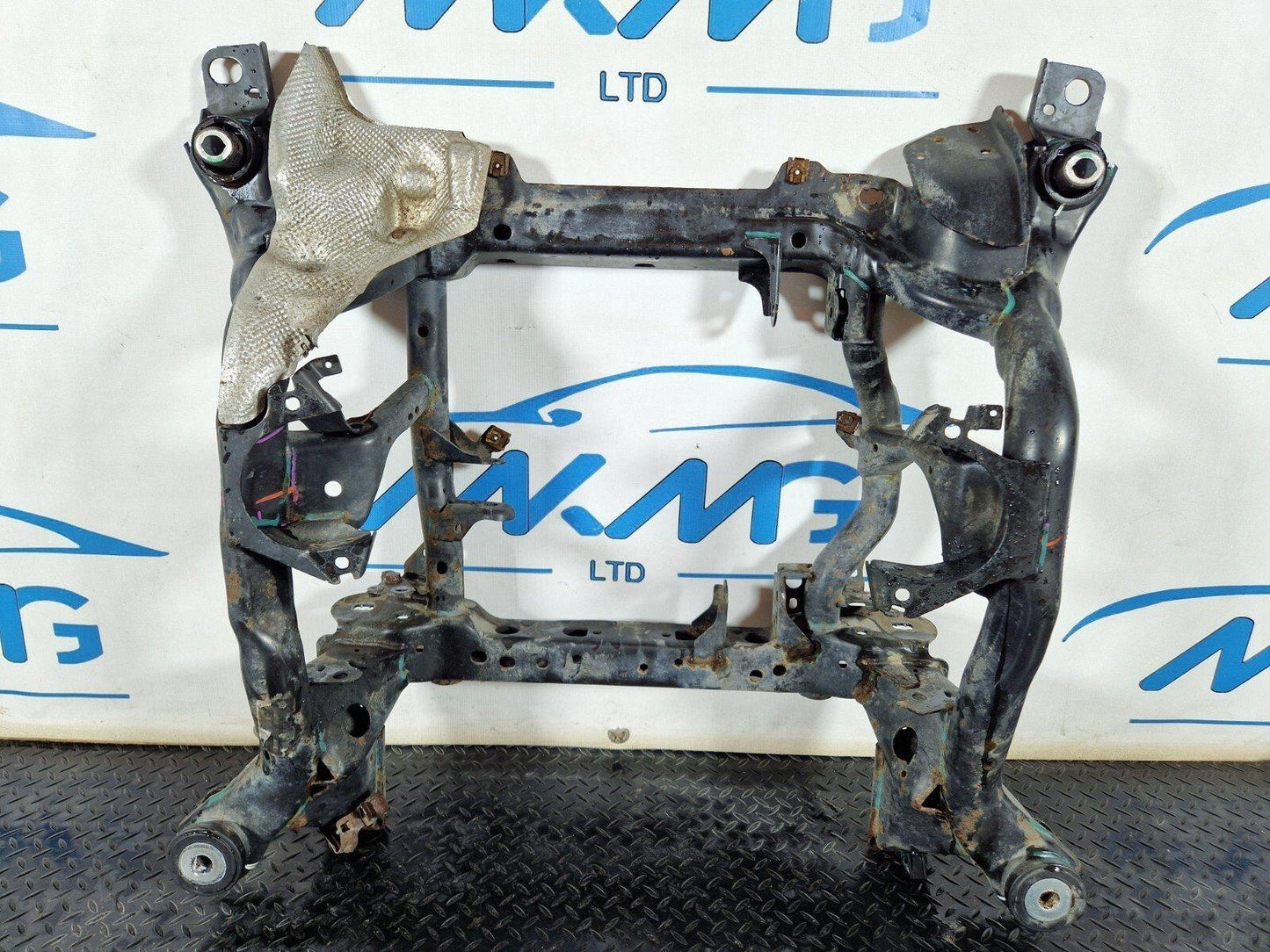 11-19 MERCEDES BENZ ML W166 GENUINE FRONT SUBFRAME A1663302000