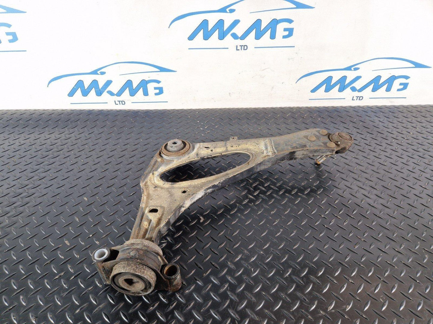 14-23 MERCEDES VITO W447 GENUINE FRONT LEFT N/S CONTROL ARM A4473303400