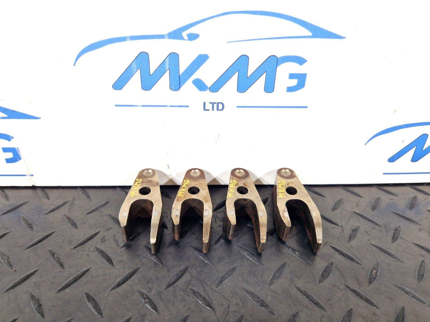 14-23 MERCEDES BENZ VITO W447 OEM INJECTOR CLAMP SET A6510160538