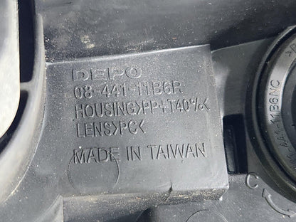 Volkswagen Touran MK1 MPV Front Right O/S Driver Headlight *Damaged* 0844111B6R