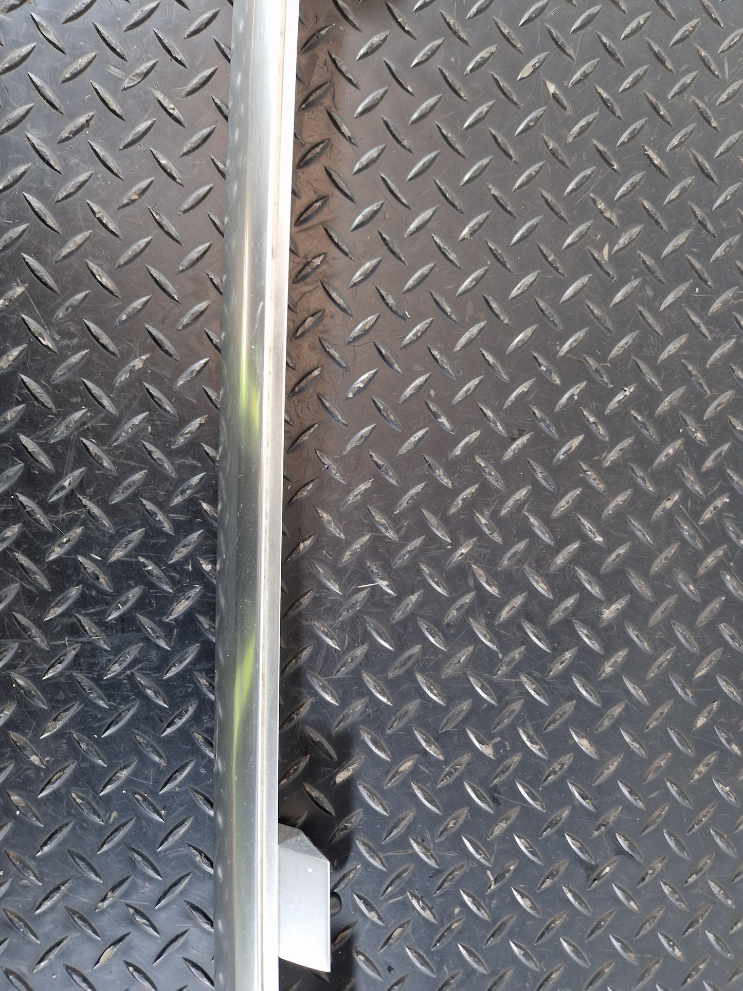 Audi A6 Allroad C7 ROOF RACK RAIL LEFT PASSENGER SIDE NEARSIDE 4G9860021C