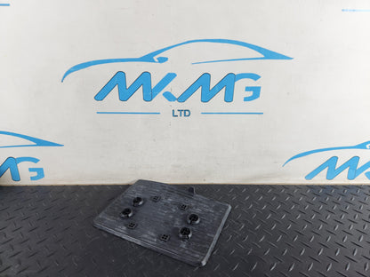 Volkswagen Touareg 7P Centre Console Storage Compartment 7P6862145