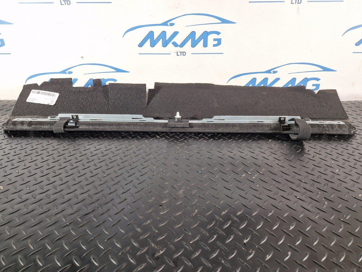 11-19 MERCEDES BENZ ML W166 GENUINE TRUNK BOOT TRIM PANEL A1666800102