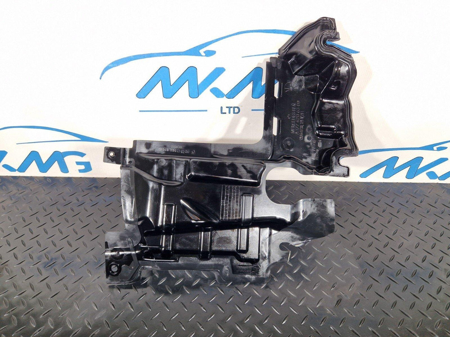 19-ON MERCEDES BENZ B CLASS W247 ENGINE BAY LEFT UPPER PARTITION A1776206300