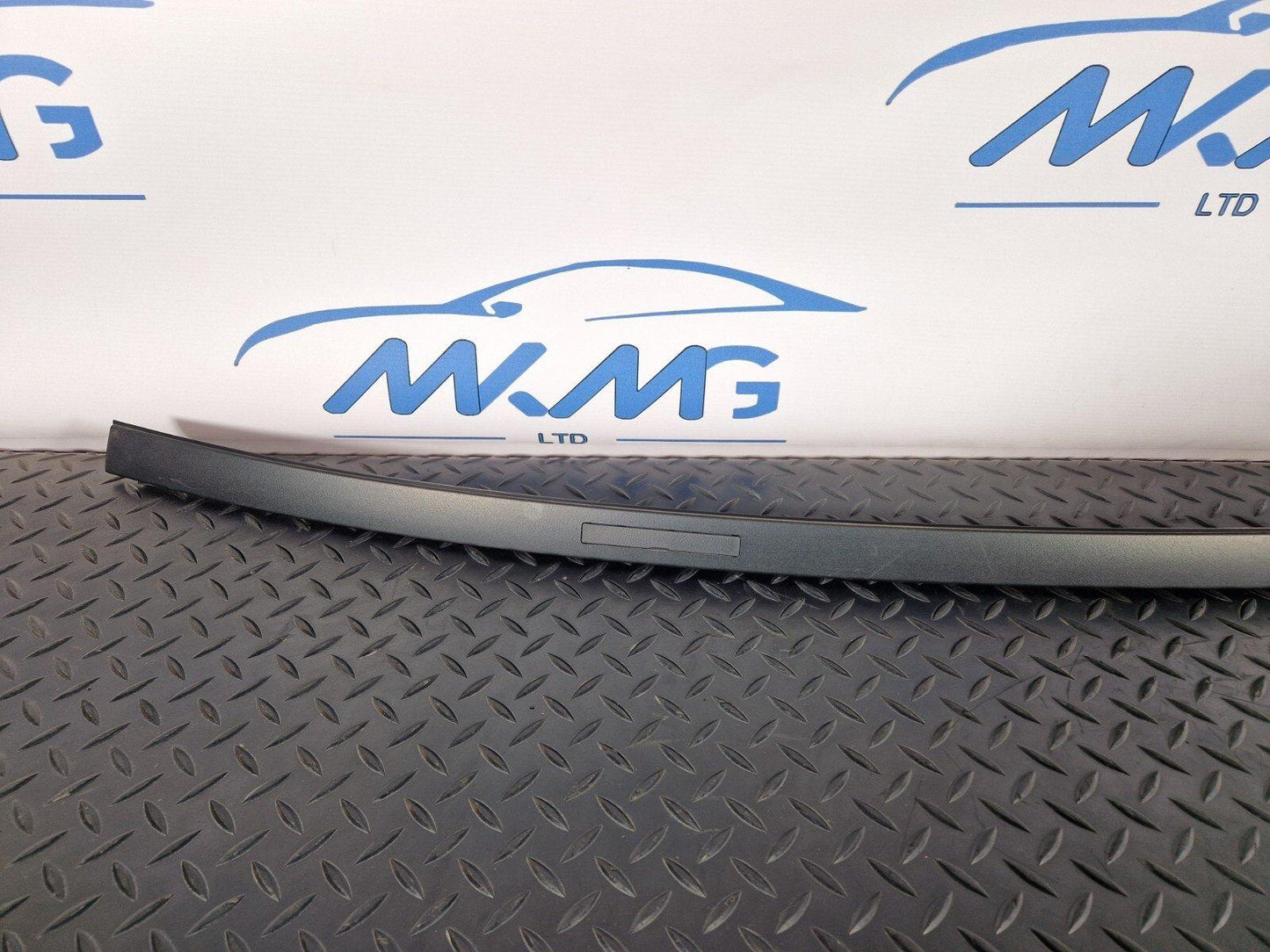 19-ON MERCEDES BENZ CLA C118 RIGHT O/S ROOF RAIL TRIM COVER A1186905600