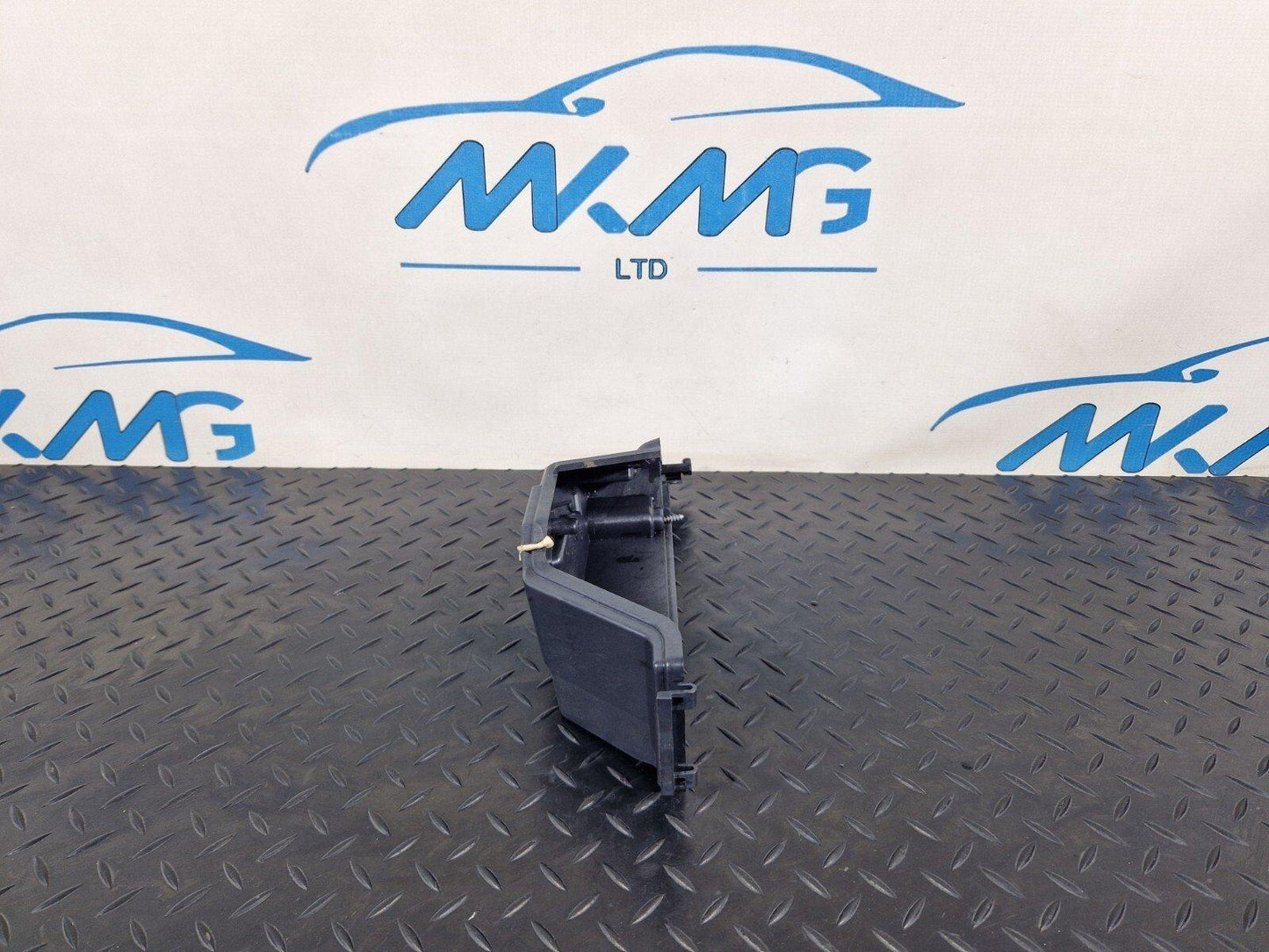 14-21 BMW 2 SERIES GRAN TOURER F45 F46 ECU ENGINE BOX COVER 8581751