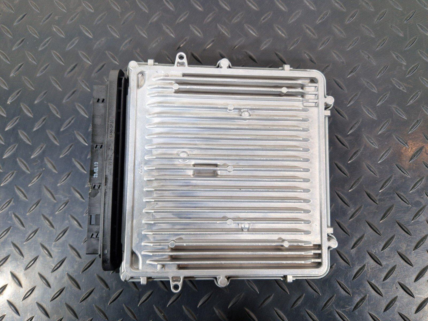 11-18 BMW 6 SERIES F06 ENGINE CONTROL UNIT ECU 8573557