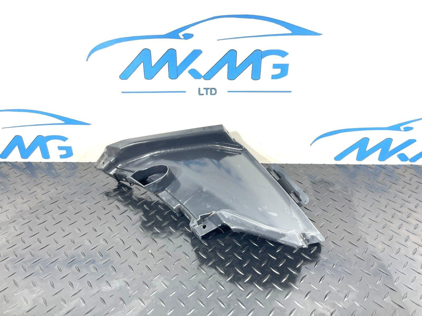2019-ON  LAND ROVER DISCOVERY L550 DRIVER SIDE FRONT BUMPER BRACKET LK7217E950A