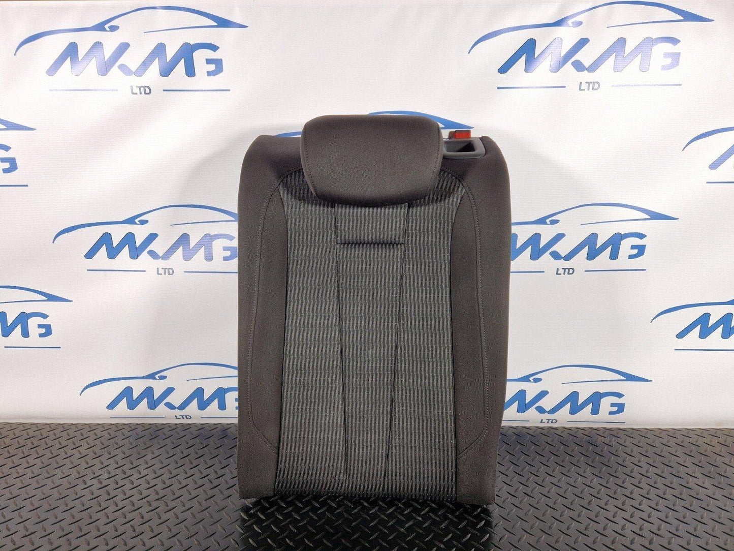 16-19 AUDI A4 B9 SALOON GENUINE REAR N/S CLOTH SEAT BACKREST WITH HEADREST