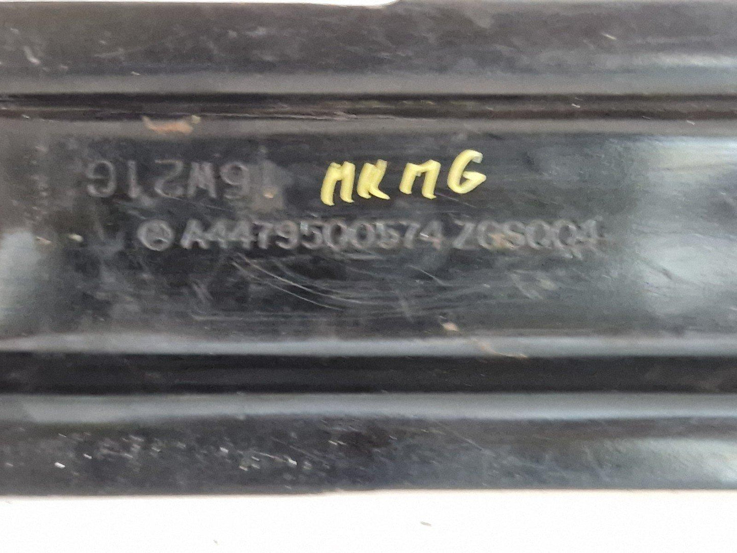 2019 MERCEDES VITO GENUINE SEAT RAIL A4479500574
