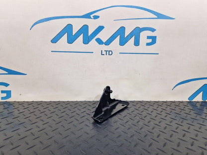 14-23 MERCEDES BENZ VITO W447 OEM LEFT PNEUMATIC SPRING HOLDER A4477400714