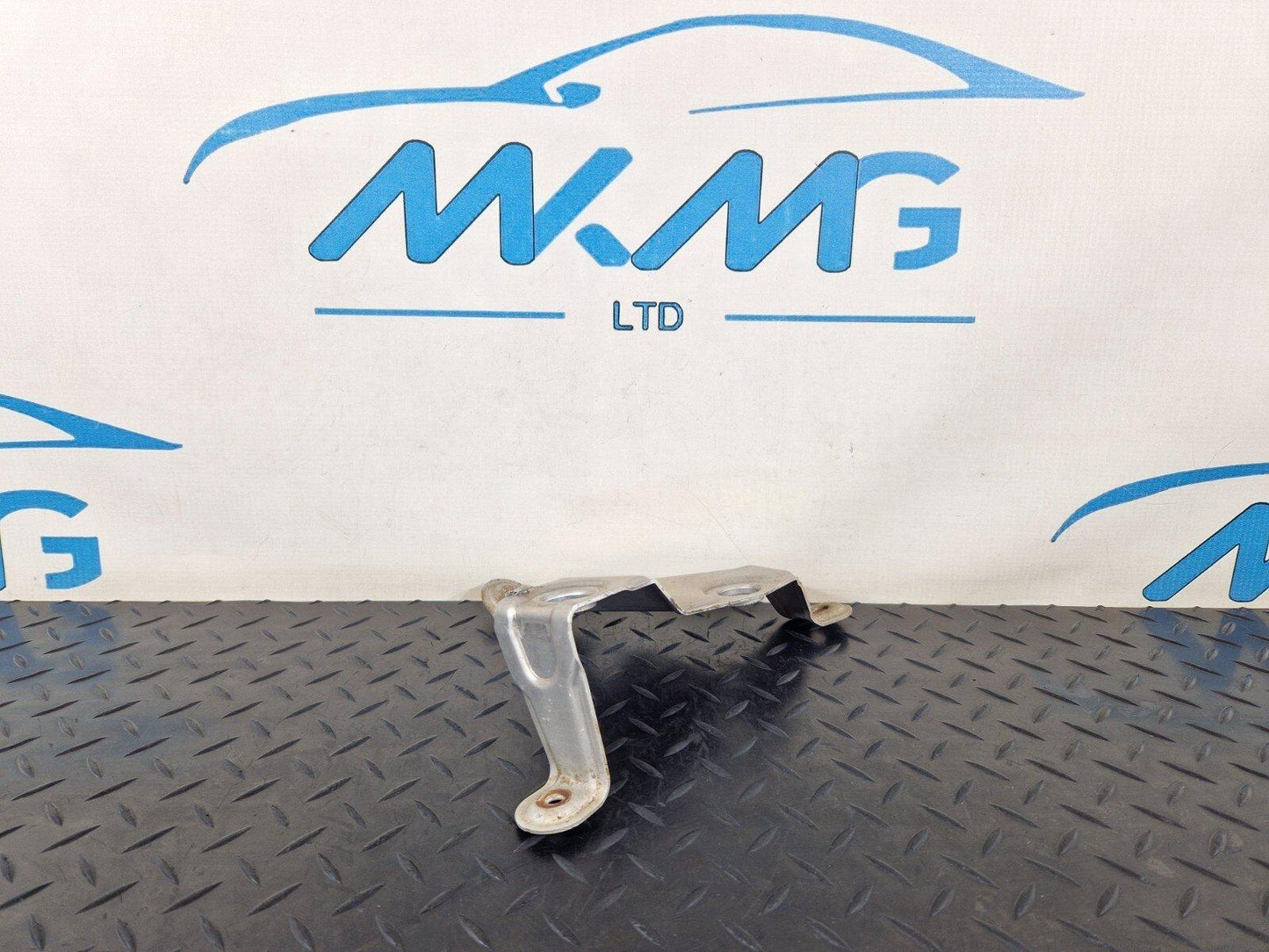 10-17 AUDI A8 4H ABS PUMP MOUNT BRACKET HOLDER 4H2614125