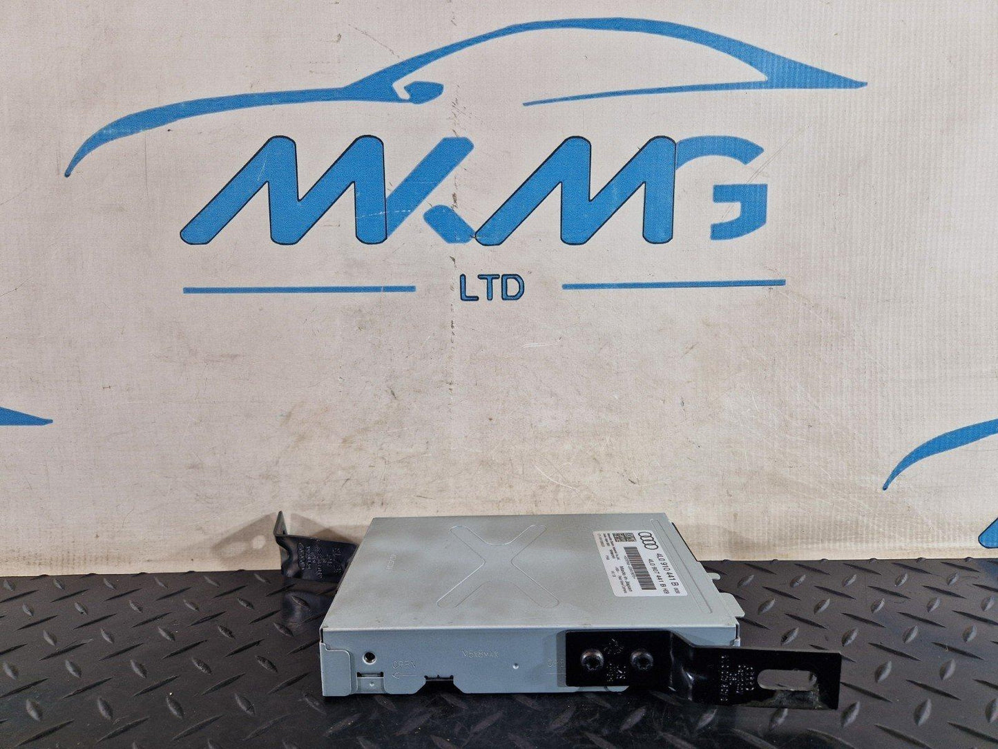 10-15 AUDI Q7 4L GENUINE REAR VIEW CAMERA CONTROL MODULE ECU 4L0910441B