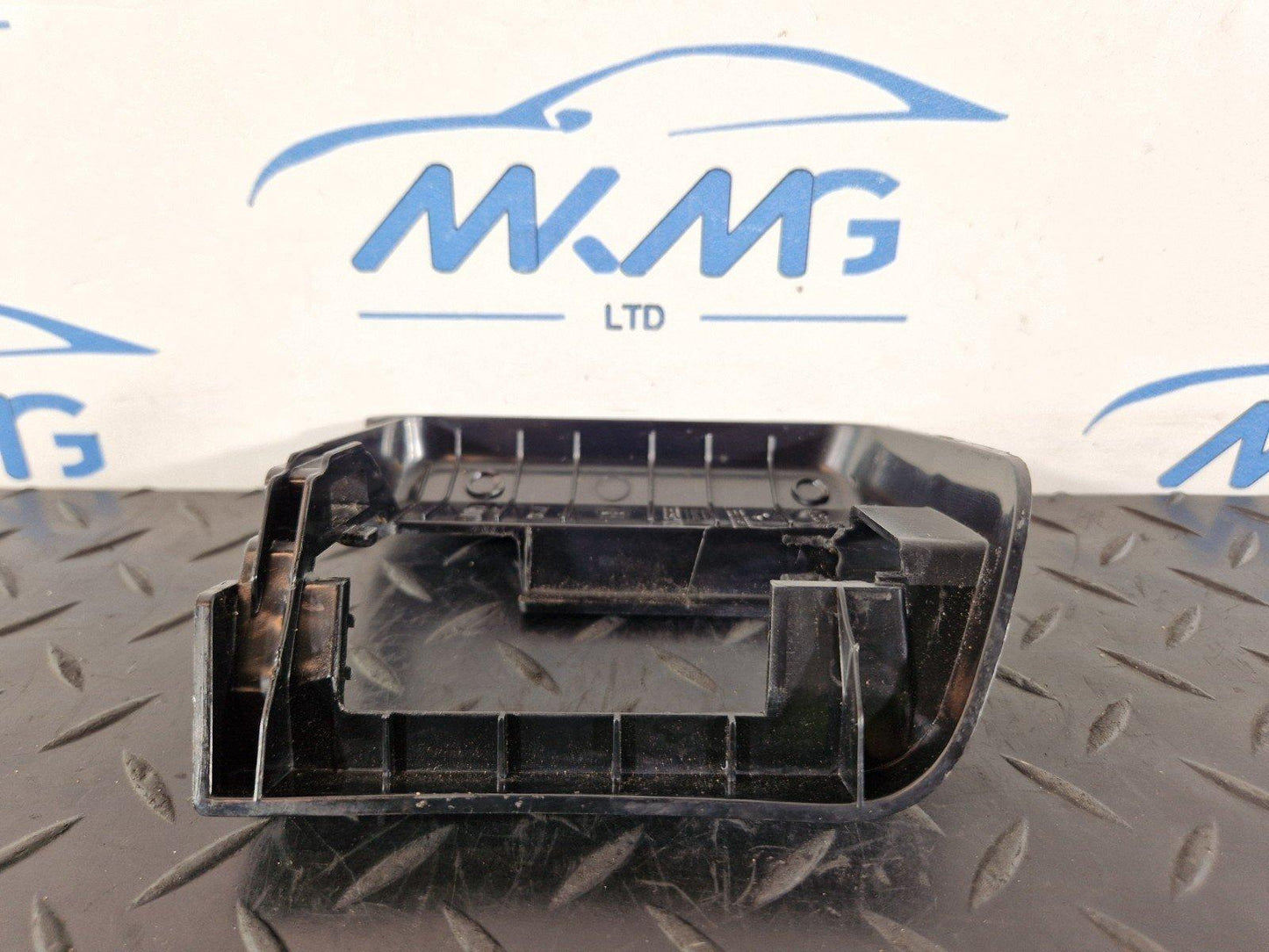 16-19 MERCEDES BENZ GLE W166 FRONT SEAT RIGHT TRACK RAIL COVER A1669190800