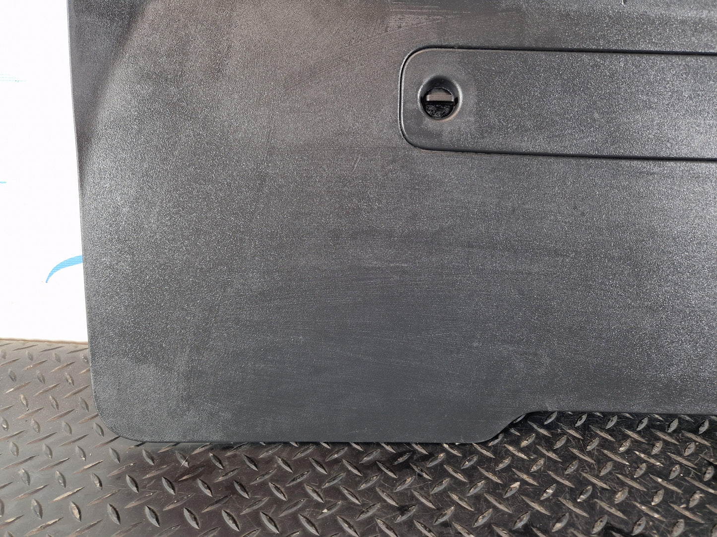 Land Rover Range Rover Evoque L551 REAR TAILGATE BOOT LID INNER PANEL TRIM COVER