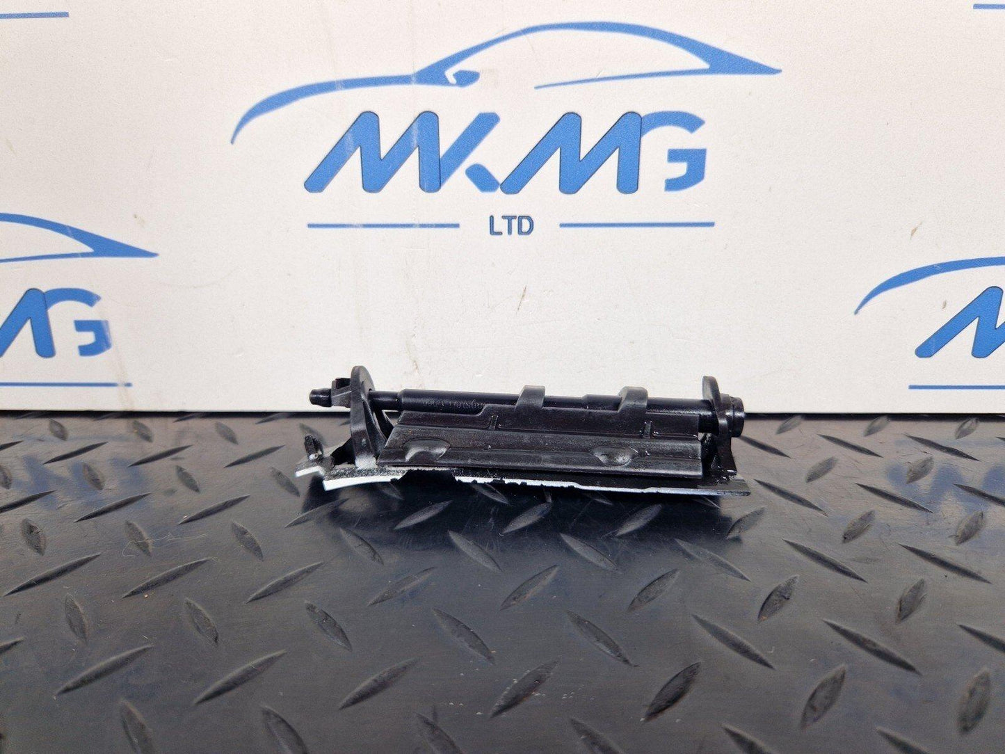 16-23 AUDI S5 COUPE GENUINE REAR RIGHT BUMPER BRACKET HOLDER 8W6807890