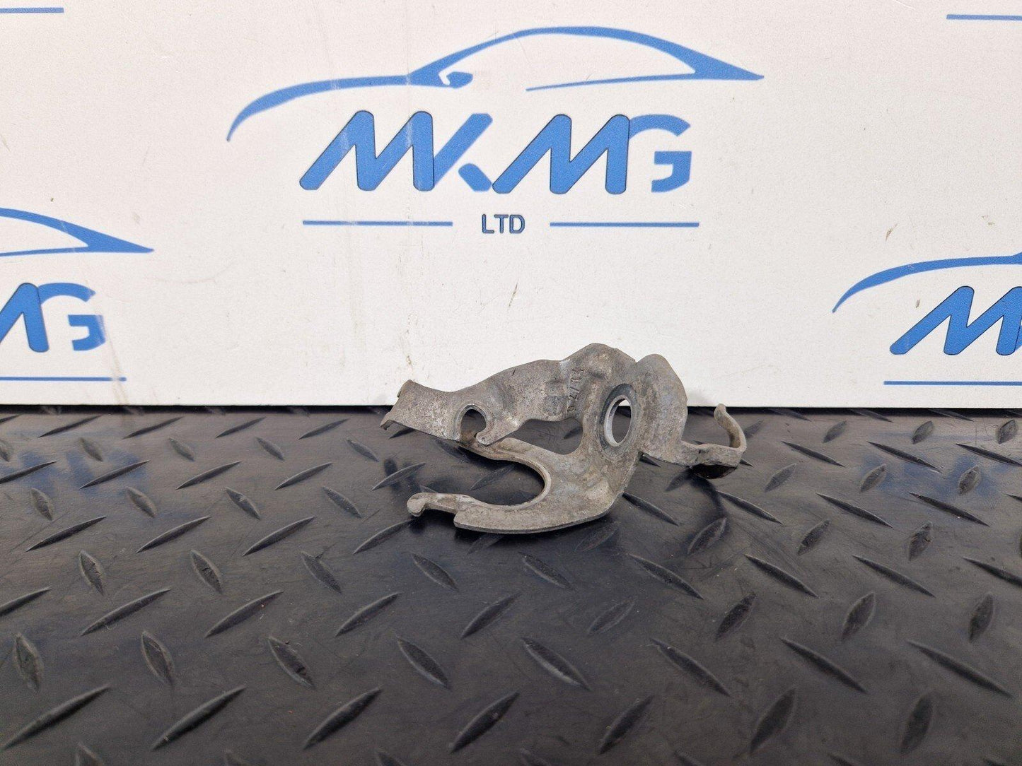 BMW 1 2 X1 X2 X3 SERIES BRAKE HOSE BRACKET LEFT SIDE F40 F44 F48 G01 G02 6854967