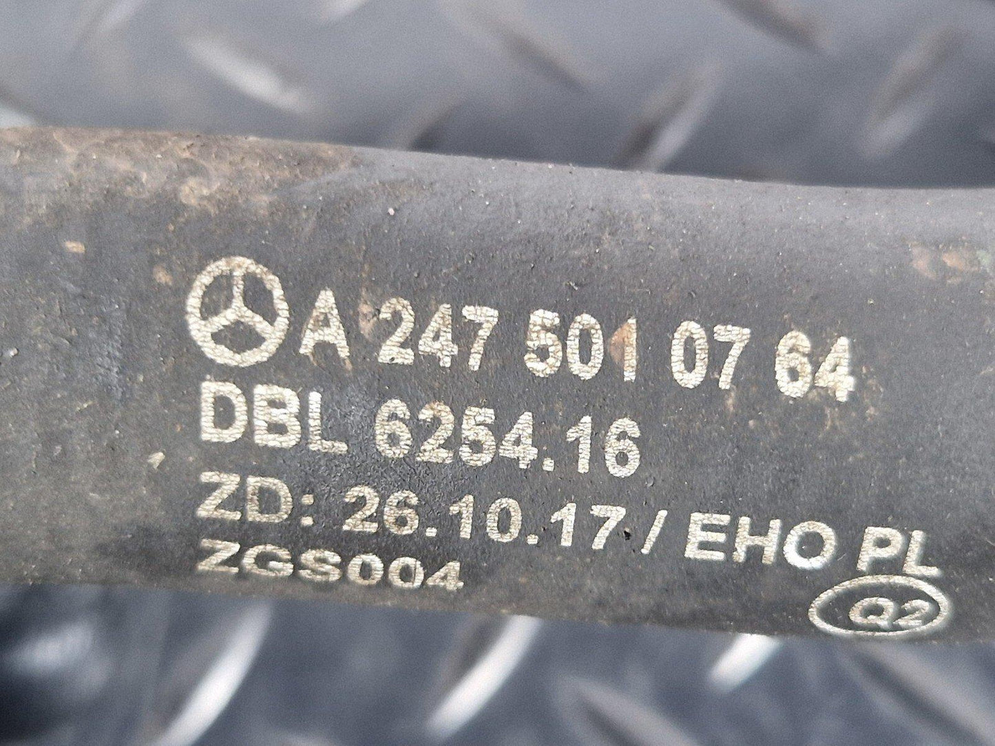 19-ON MERCEDES BENZ A CLASS EQ W177 WATER COOLANT PIPE A2475010764