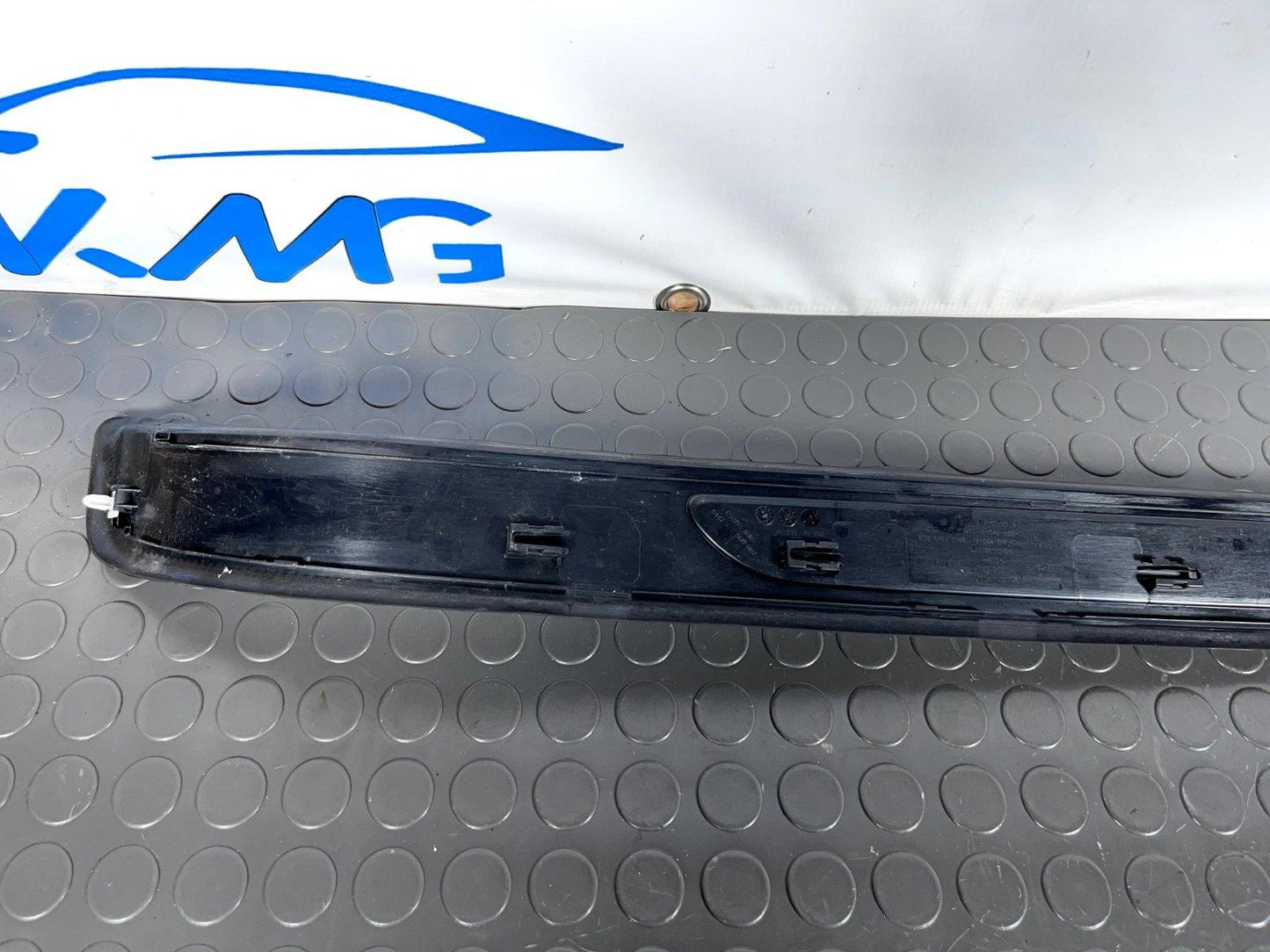 2010 BMW 3-SERIES E92/93 LCI M-SPORT LEFT SIDE DOOR KICK PLATE TRIM 7900807
